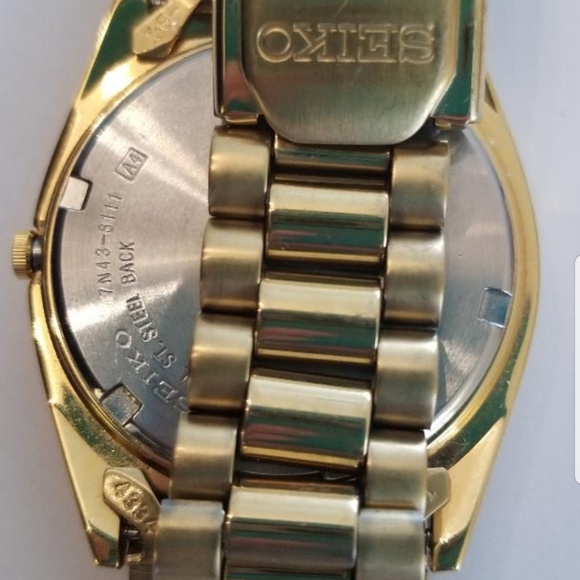 Watch - Picture 4 of 4